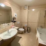 Laguna Hotell 4*