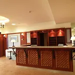 Laguna Hotel 4*