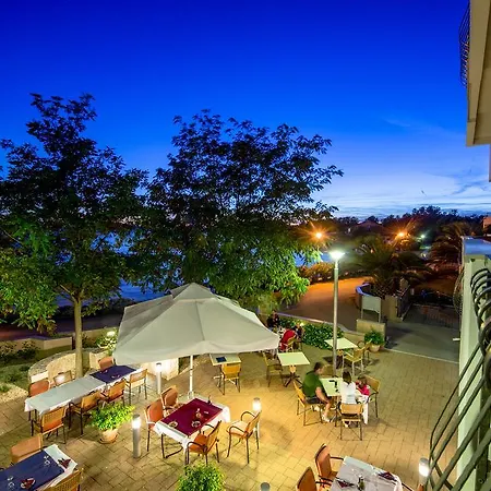 Hotel Laguna