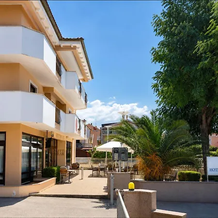 Hotel Laguna