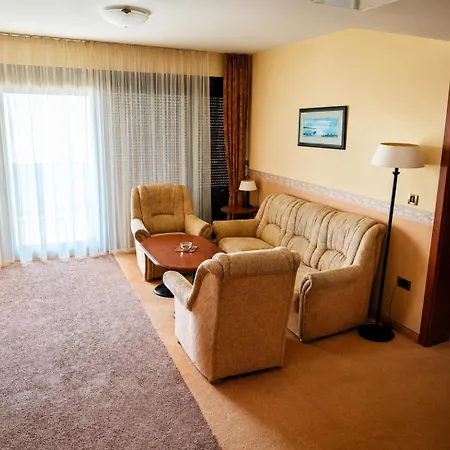 Laguna Hotel